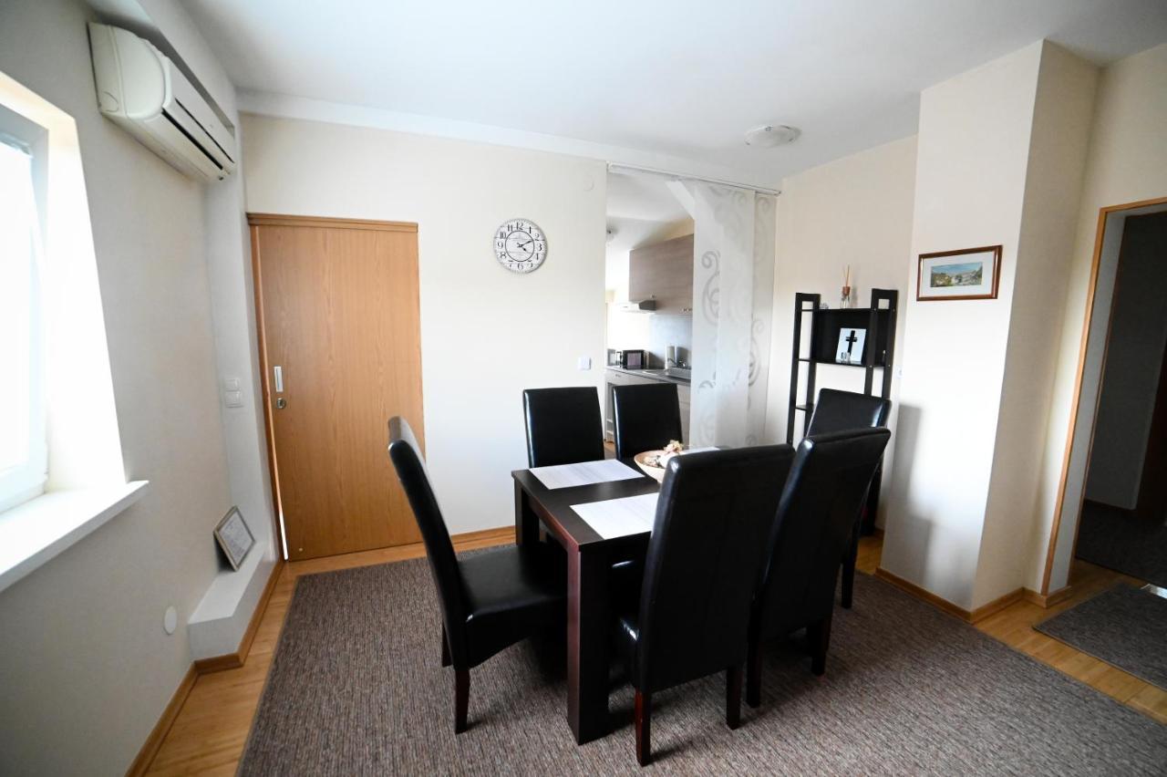 Apartman Ema فيليكا غوغيتْسا المظهر الخارجي الصورة